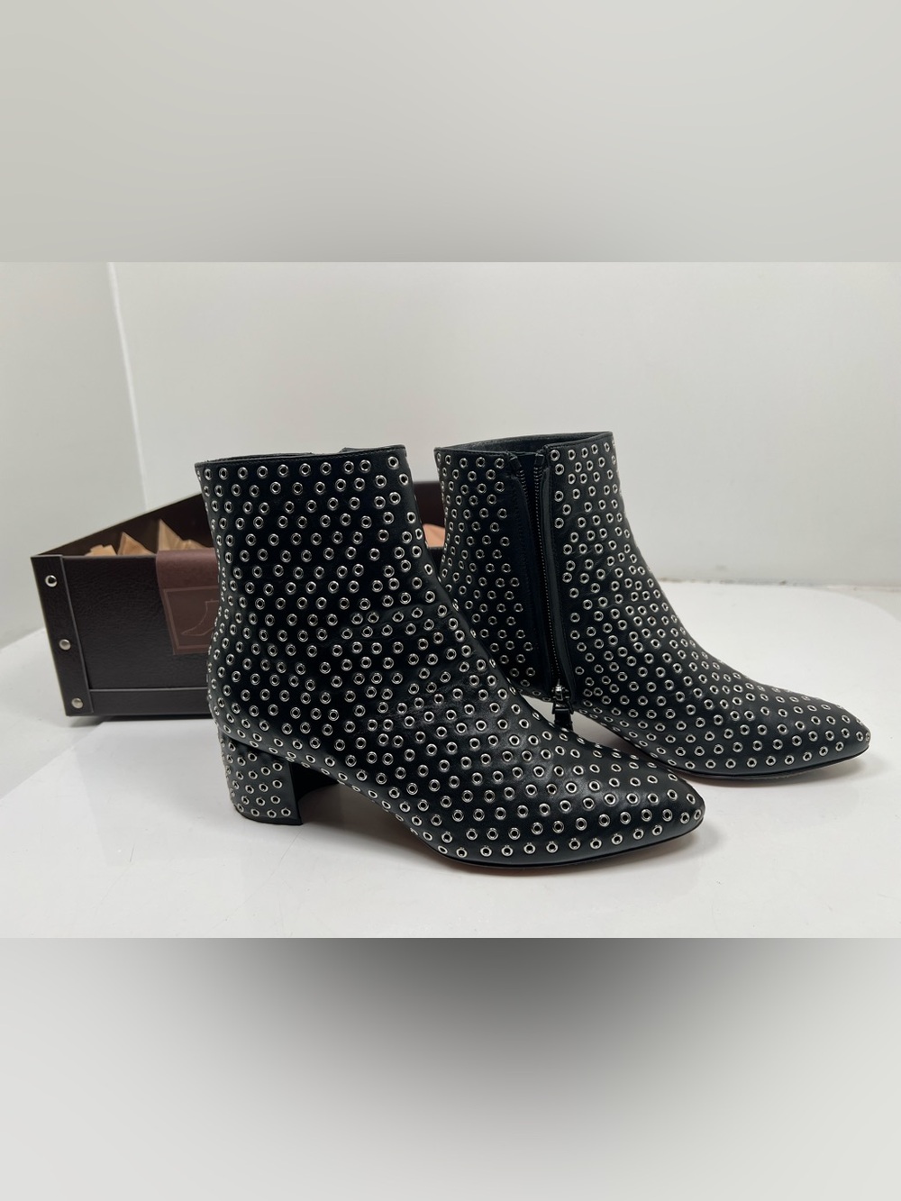 Alaïa Paris Black Leather Studded Grommet Eyelet Ankle Boots EU 36 US 6 Italy